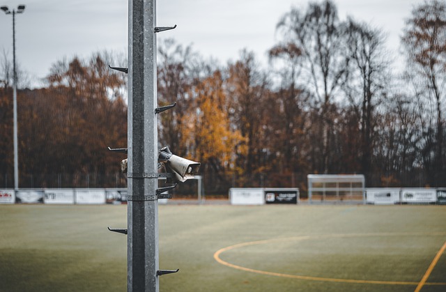 斯基拉：桑托斯正在努力推进内马尔续约，俱乐部有信心留下他